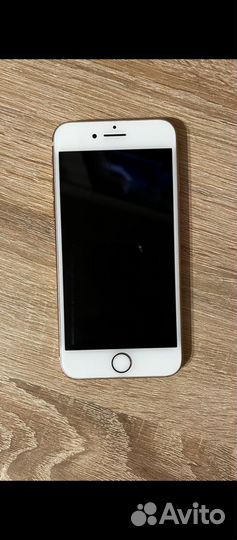 Телефон iPhone 8 64 gb