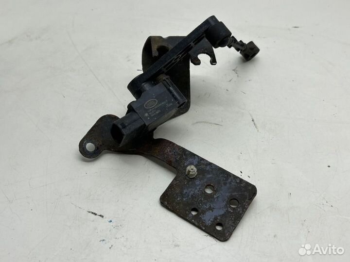 Датчик высоты дорожного просвета Land Rover Range