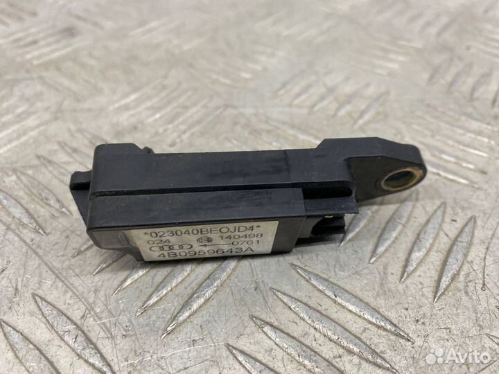 Б/У датчик удара air bag (аир баг) передний правый