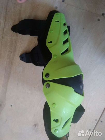 Наколенники Ataki