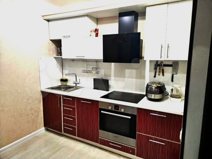 3-к. квартира, 70 м², 8/10 эт.