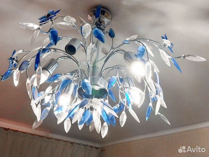 Люстра потолочная