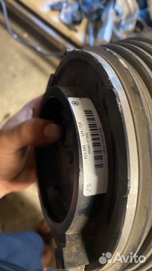 Пневмоамортизатор подвески Kia Quoris 3.8 G6DD