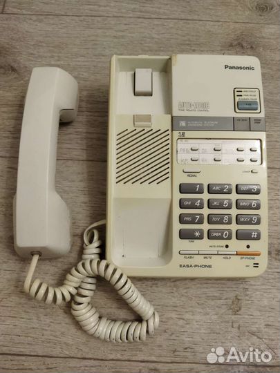 Телефон стационарный Panasonic с автоответчиком