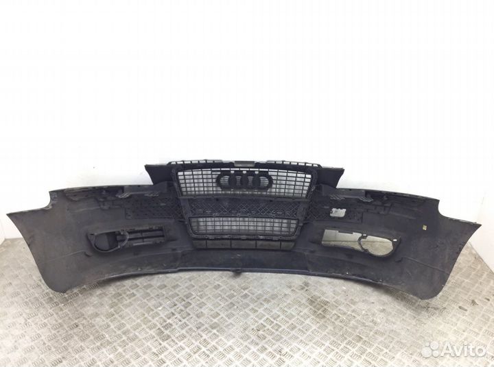 Бампер передний Audi A3 8P 1.6 I 2005