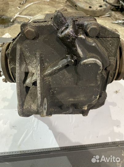 Редуктор заднего мосто бмв е 46 м 57 дизель 3 0
