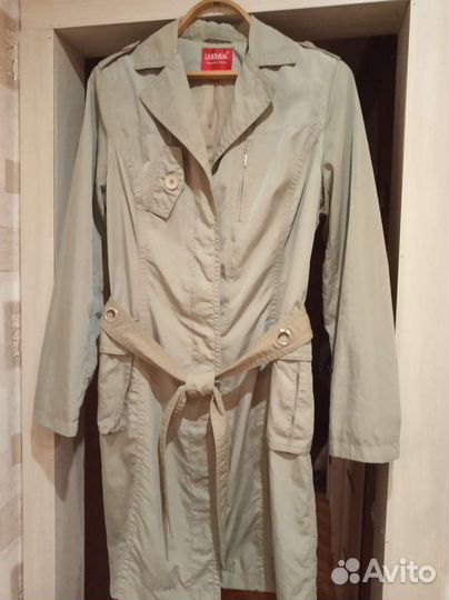 Плащ женский