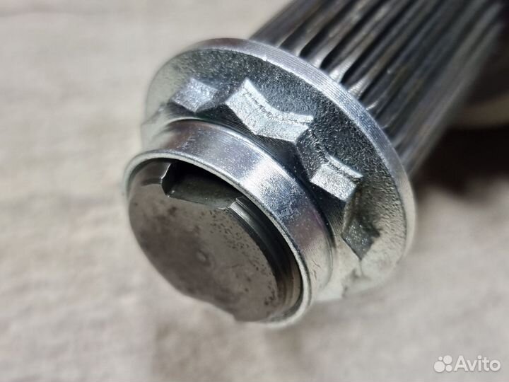 Привод зад. прав. BMW X1, E84 Diesel - GKN, 305229