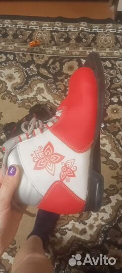 Лыжные ботинки