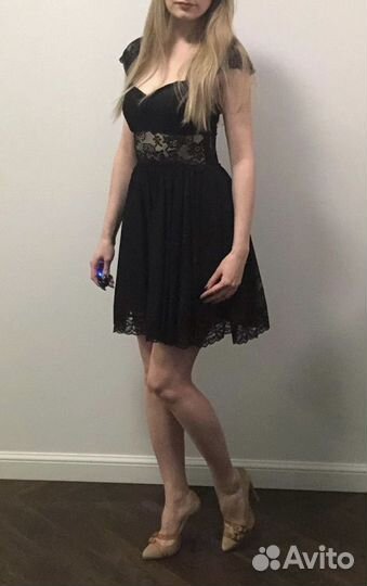 Вечернее платье кружевное Guess