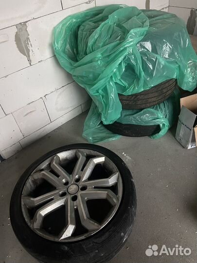 R19 245/40 летние шины с дисками ET45