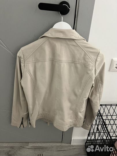 Куртка кожаная женская