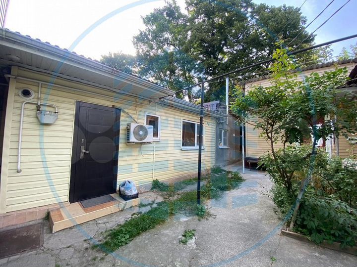 2-к. квартира, 42,3 м², 1/1 эт.