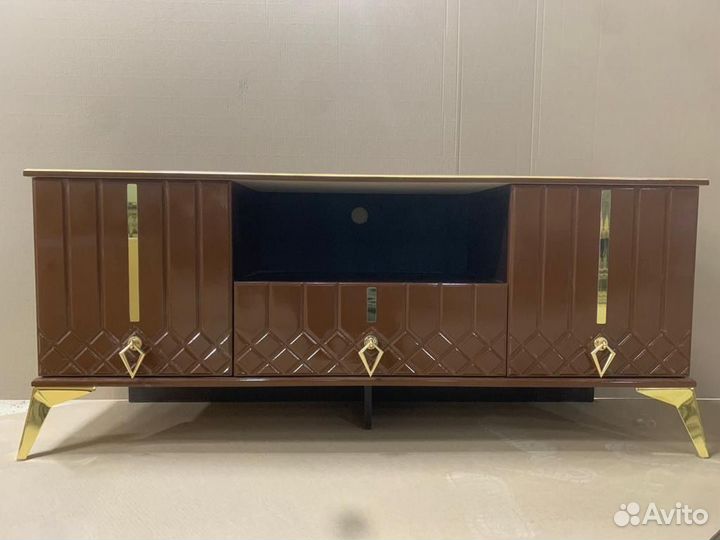 Тумба под телевизор