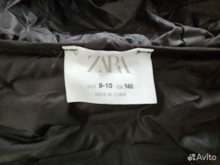 Жилетка деткая Zara 140 см