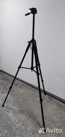 Штатив трипод профессиональный
