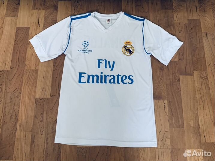 Футбольная форма(футболка)