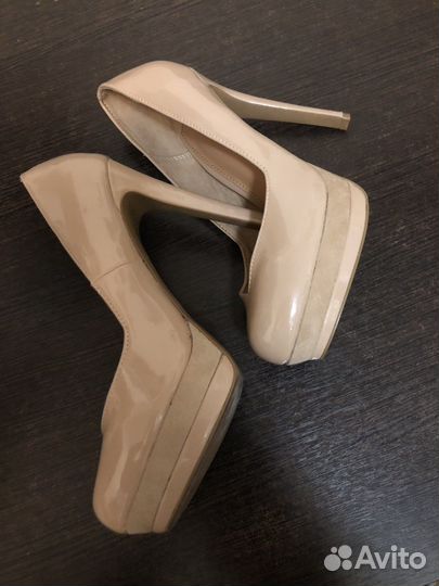 Туфли stradivarius 37 размер