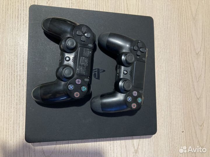 Sony PS4 Slim 1tb + 2 геймпада