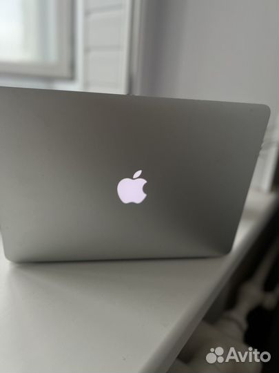 Apple macbook 13