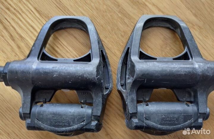 Велопедали контактные Shimano