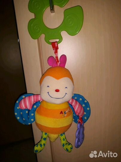 Игрушка пчёлка K's Kids