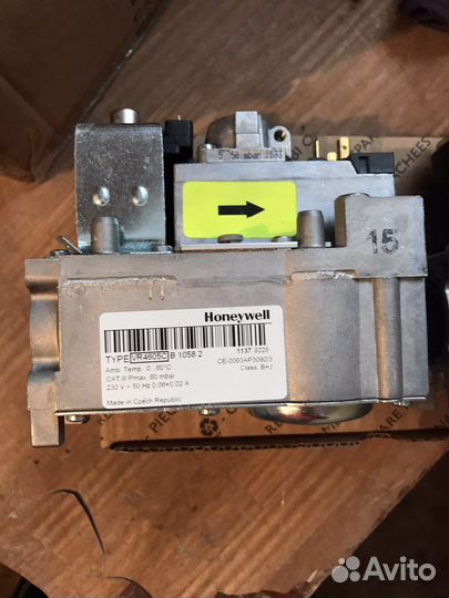 Газовый клапан котла Buderus Logano G 234/334