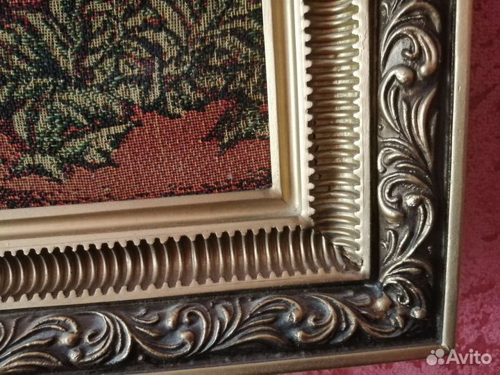 Картина в раме гобелен
