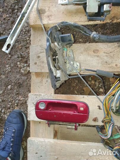 Замок двери водительский легенда ка8 купе 93г