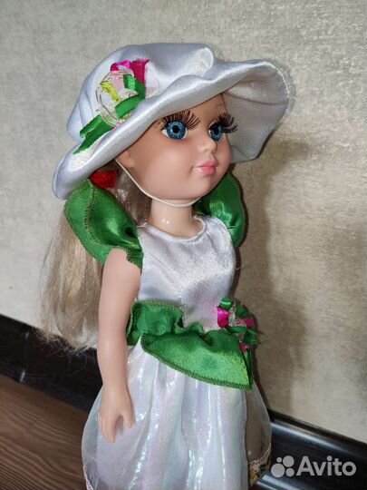Кукла Весна говорящая 42 см