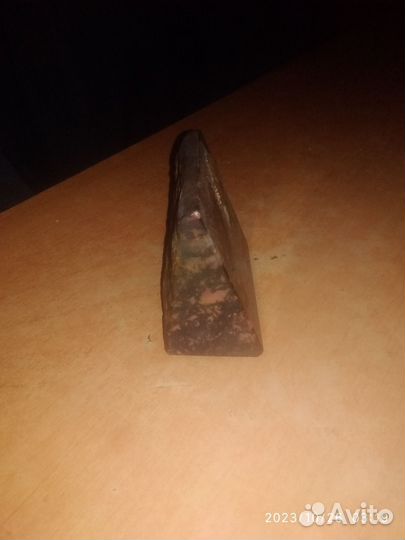 Настольный барельеф В.И.Ленина,бронза на камне