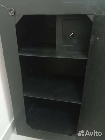 Сейф металлический