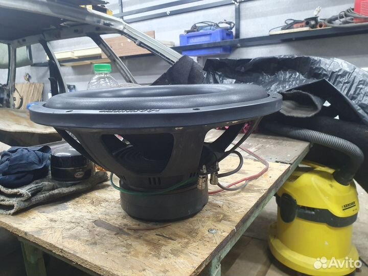 Сабвуфер machete M15D2