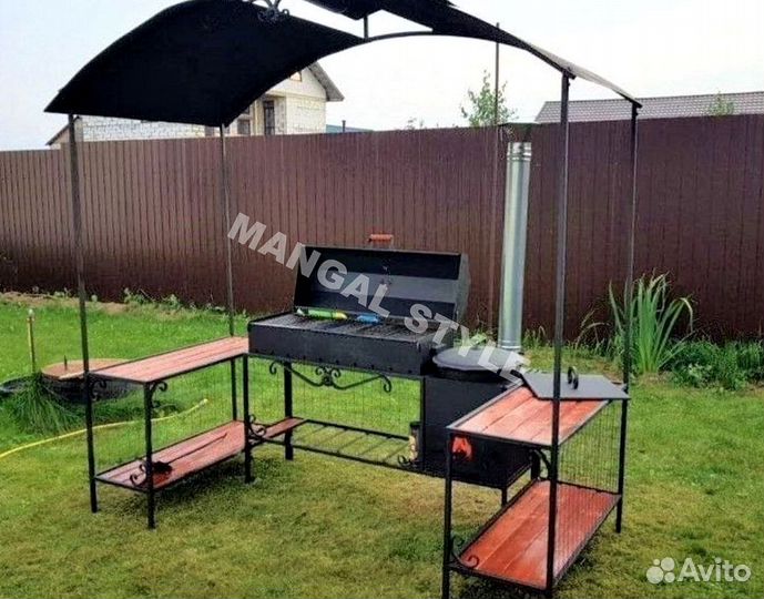 Мангал с крышей