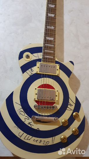 Электрогитара