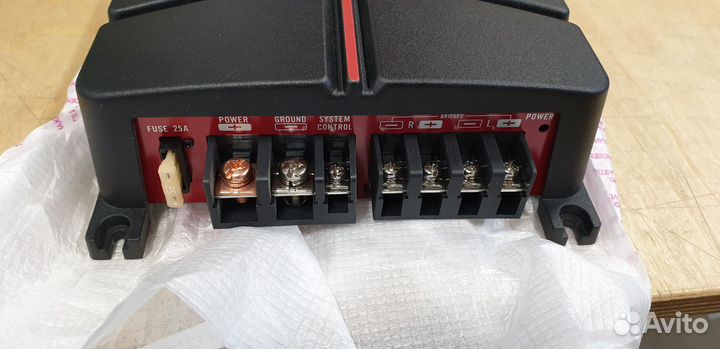 Усилитель Pioneer GM-A3702 VAZ