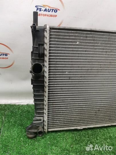 Радиатор охлаждения Ford Focus 2 хетчбэк 2.0 aoda