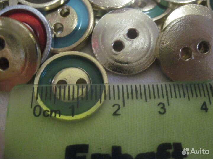 Пуговицы металл разноцветные