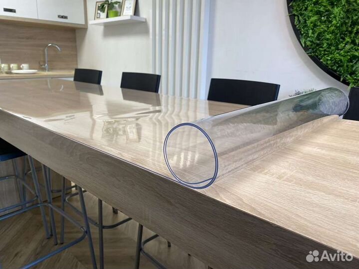 Силиконовая прозрачная скатерть на стол