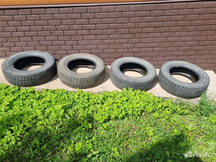 Cooper Discoverer M+S 215/70 R16