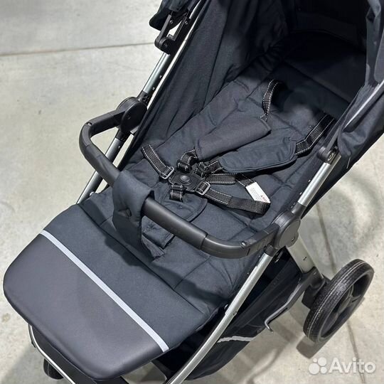 Прогулочная коляска SK v88