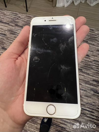 iPhone 6S, 16 ГБ