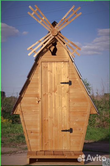 Уличный туалет