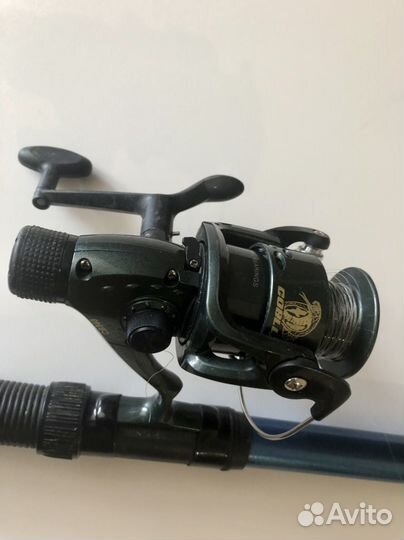 Удочка для рыбалки с катушкой