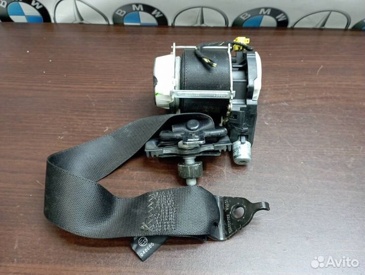 Задний левый ремень безопасности Mercedes W164