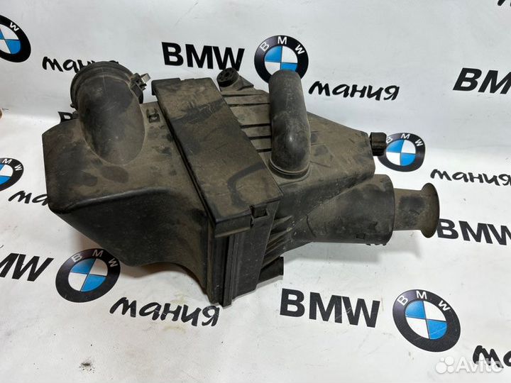 Корпус воздушного фильтра Bmw 5 E39 M52B28TU 1999