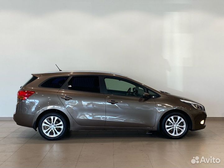 Kia Ceed 1.6 AT, 2013, 132 153 км