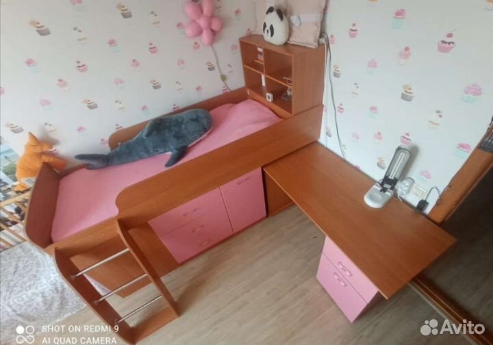 Детская кровать чердак со столом