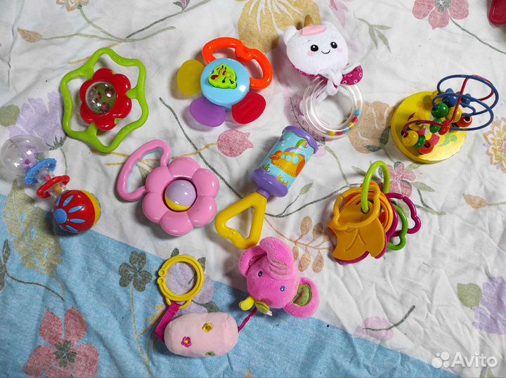 Игрушки погремушки сортер растяжки для малышей