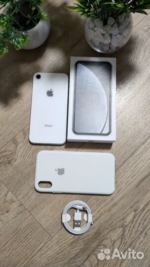 iPhone Xr, 128 ГБ